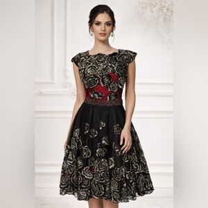 Peggy Jennings COUTURE Black & Red Velvet Roses Emb Dress